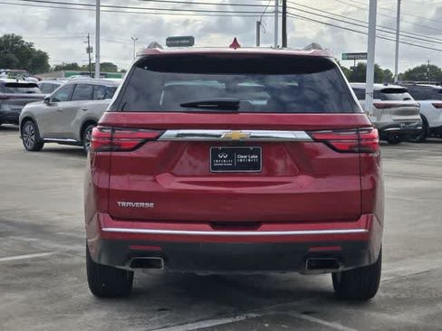 Used 2023 Chevrolet Traverse High Country FWD image 5