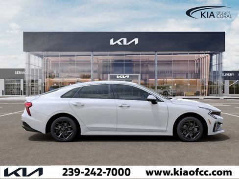 New 2026 Kia K5 LXS FWD image 7