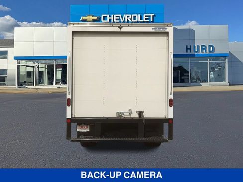 New 2025 GMC Savana 3500 RWD image 6