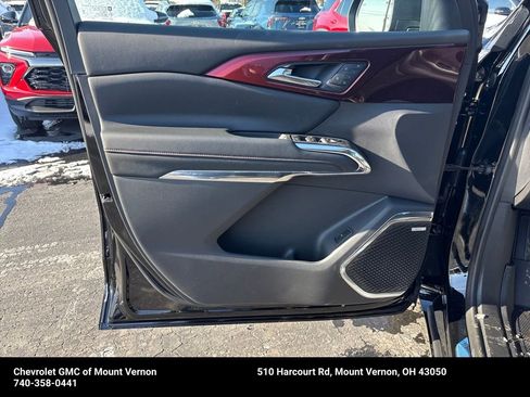 New 2026 Chevrolet Traverse RS w/ LPO, Illumination Package image 11