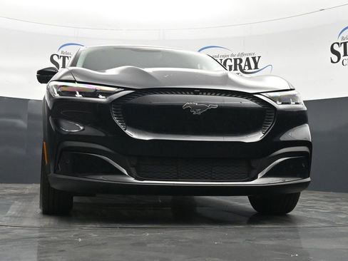 Used 2025 Ford Mustang Mach-E Select RWD image 27