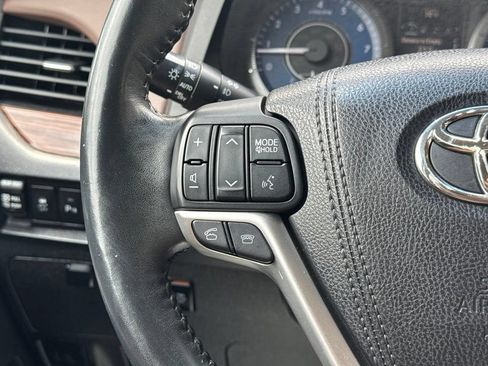 Used 2015 Toyota Sienna Limited Premium AWD/4WD image 27