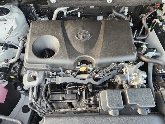 Certified 2025 Toyota RAV4 LE AWD/4WD image 24