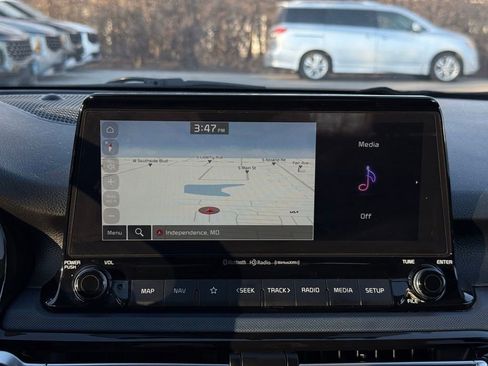 Certified 2023 Kia Seltos S w/ Navigation Package image 28