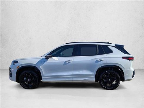 New 2026 Volkswagen Tiguan SE R-Line AWD/4WD image 8