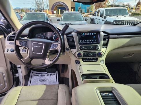 Used 2019 GMC Yukon XL Denali w/ Denali Ultimate Package image 16