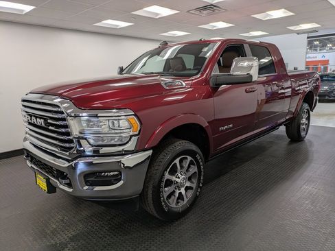 Used 2024 RAM 2500 Limited w/ Safety Group image 1
