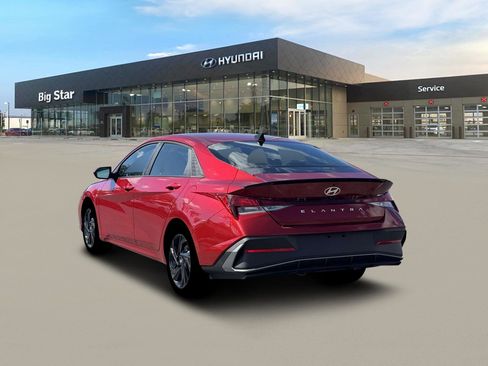 New 2026 Hyundai Elantra Sport image 5