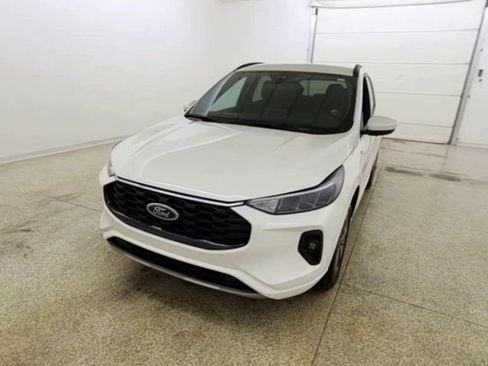 New 2024 Ford Escape ST-Line Select image 3