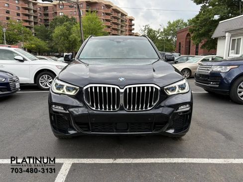 Used 2019 BMW X5 xDrive50i w/ M Sport Package AWD/4WD image 4