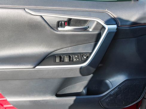 Used 2019 Toyota RAV4 Adventure image 21