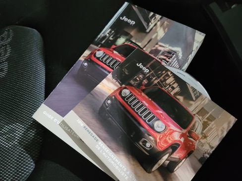 Used 2016 Jeep Renegade Sport w/ Sound Group image 42