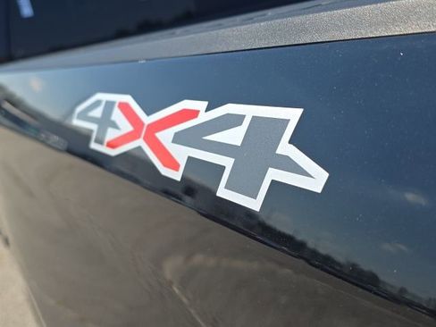 Used 2024 Chevrolet Silverado 1500 LTZ w/ LTZ Premium Package image 9