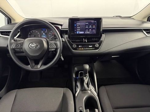 Used 2023 Toyota Corolla LE image 24