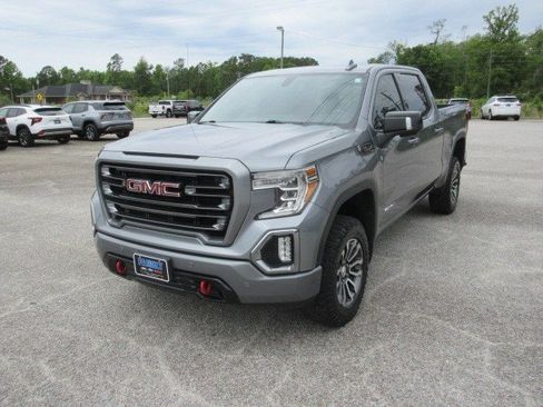 Used 2021 GMC Sierra 1500 AT4 w/ AT4 Value Package AWD/4WD image 2