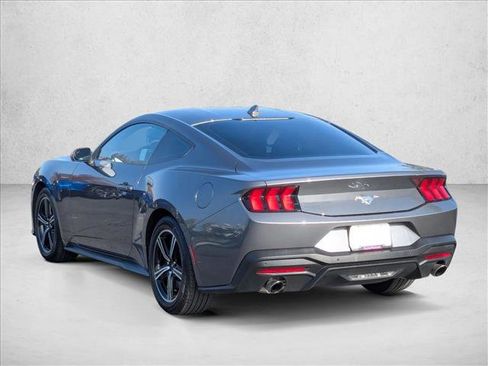 Used 2025 Ford Mustang EcoBoost image 8