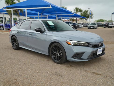Used 2024 Honda Civic Sport image 3
