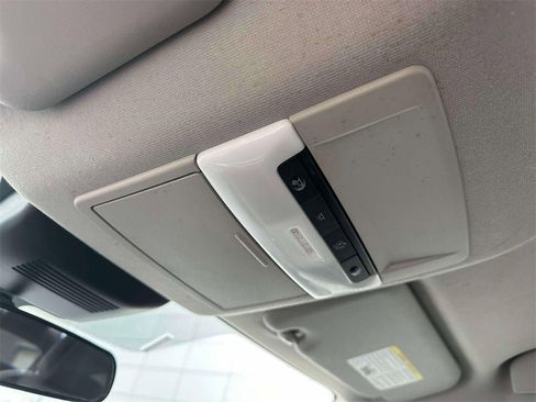 Certified 2022 Nissan Sentra SV image 30