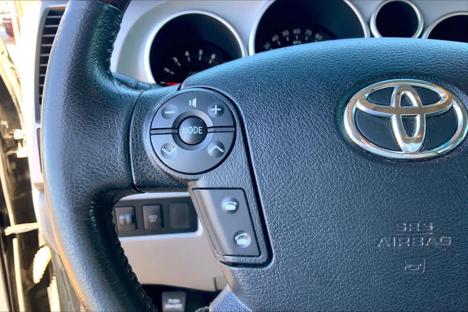 Used 2012 Toyota Tundra Limited w/ Platinum Pkg AWD/4WD image 23