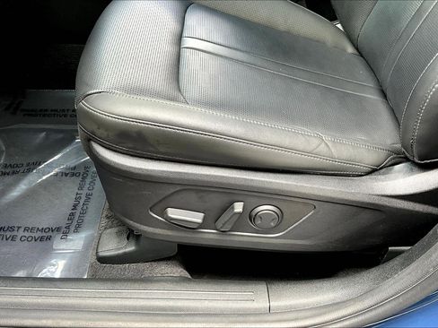 Certified 2024 Kia Sorento EX w/ Panoramic Sunroof Package FWD image 39