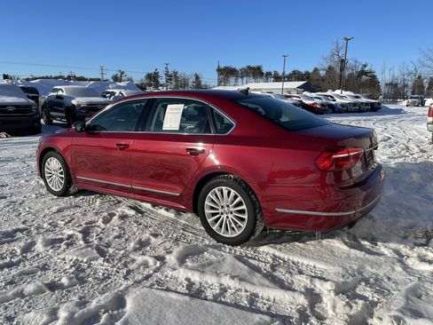 Used 2016 Volkswagen Passat 1.8T SE image 5