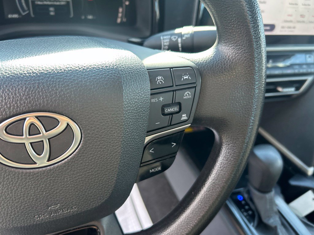 Used 2025 Toyota Camry LE FWD image 26