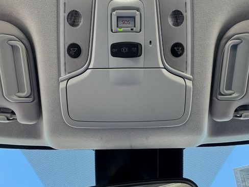 Used 2021 Toyota Prius Prime XLE FWD image 24