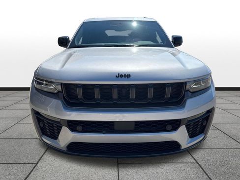 New 2026 Jeep Grand Cherokee Limited AWD/4WD image 8