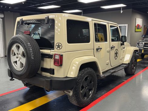 Used 2011 Jeep Wrangler Unlimited Sahara w/ Mopar Chrome Edition Group image 6