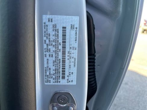 New 2025 Ford Escape SE image 41