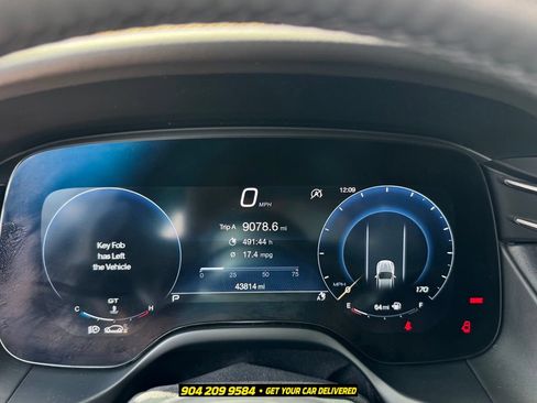 Used 2023 Maserati Grecale Modena AWD/4WD image 15