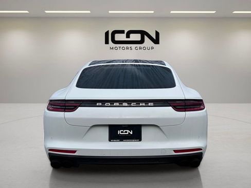 Used 2018 Porsche Panamera image 4