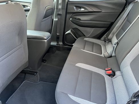 Used 2025 Chevrolet TrailBlazer LT image 14