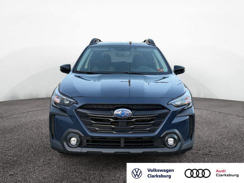 Used 2025 Subaru Outback Onyx Edition image 8