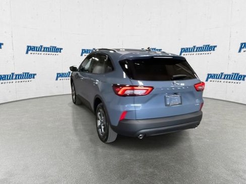 New 2026 Ford Escape ST-Line w/ Cold Weather Package AWD/4WD image 9