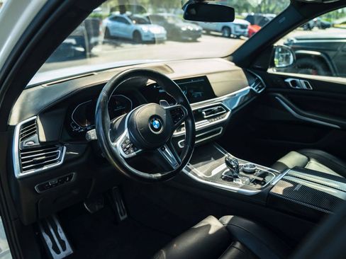 Used 2022 BMW X5 M50i w/ Executive Package image 13
