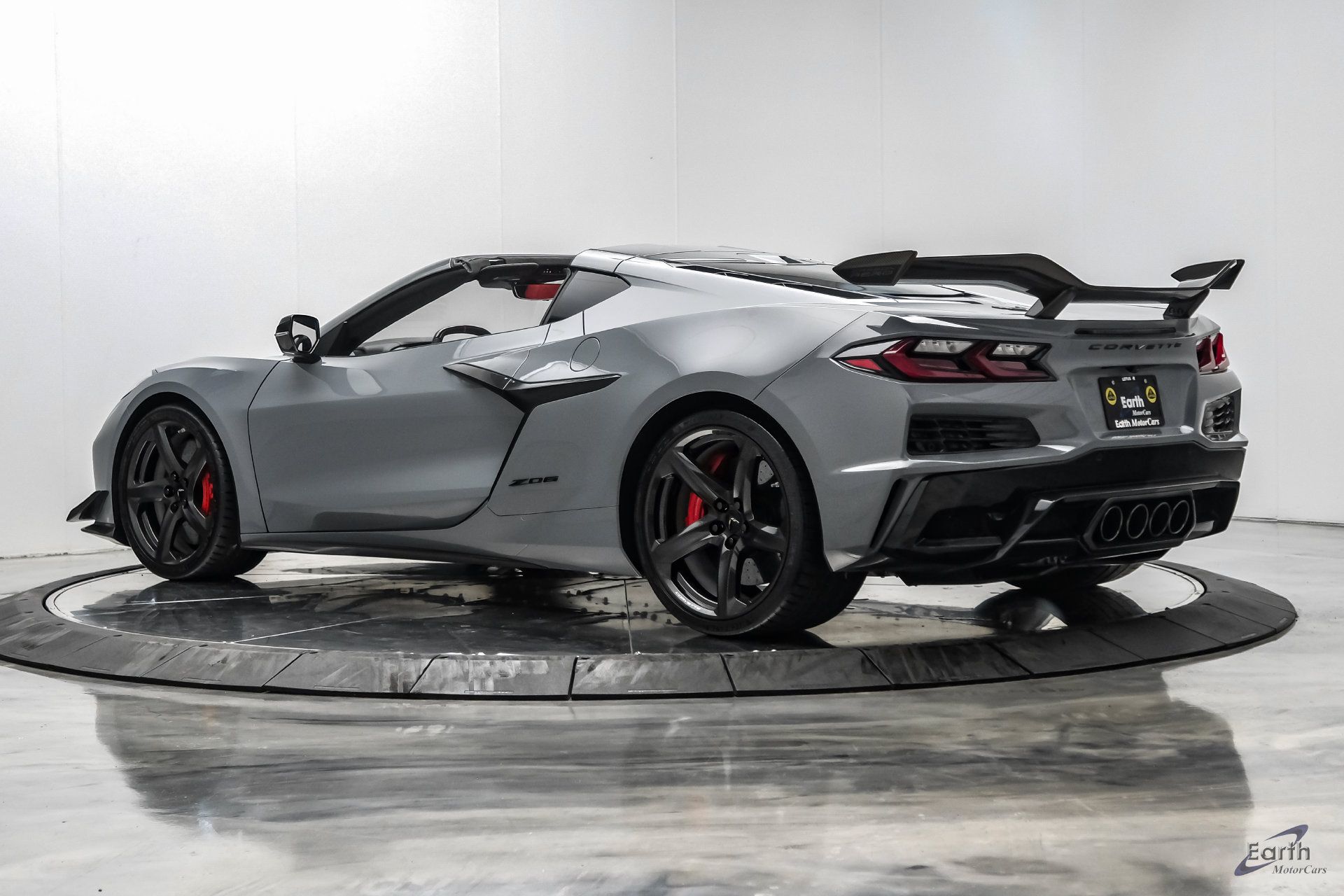 Used 2025 Chevrolet Corvette Z06 w/ Z07 Performance Package RWD image 13