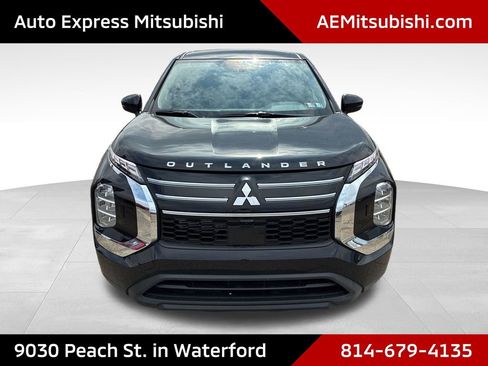 New 2026 Mitsubishi Outlander ES AWD/4WD image 2