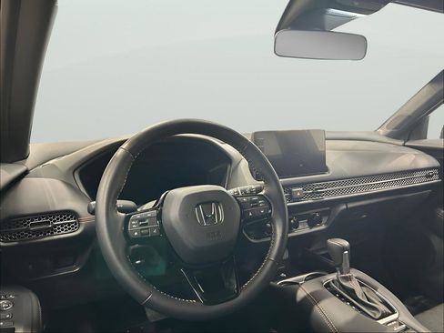 Used 2026 Honda HR-V Sport image 11