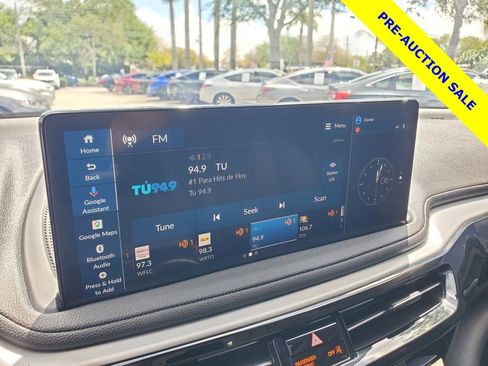Certified 2025 Acura MDX FWD image 32