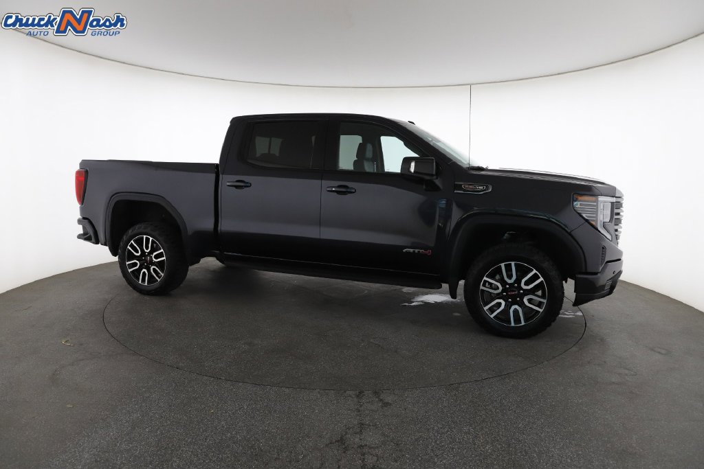 Used 2024 GMC Sierra 1500 AT4 w/ Technology Package AWD/4WD image 15