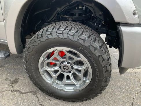 New 2025 RAM 1500 Big Horn AWD/4WD image 13