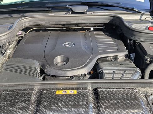 New 2026 Mercedes-Benz GLS 450 4MATIC image 15