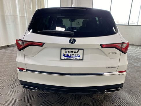 Used 2023 Acura MDX SH-AWD image 11