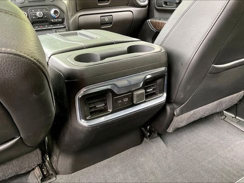Used 2022 GMC Sierra 3500 Denali w/ Denali Ultimate Package AWD/4WD image 35