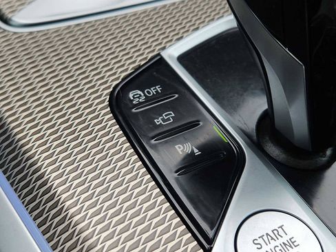 Used 2023 BMW X5 xDrive40i w/ M Sport Package image 20