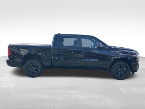 Used 2025 RAM 1500 Big Horn AWD/4WD image 4