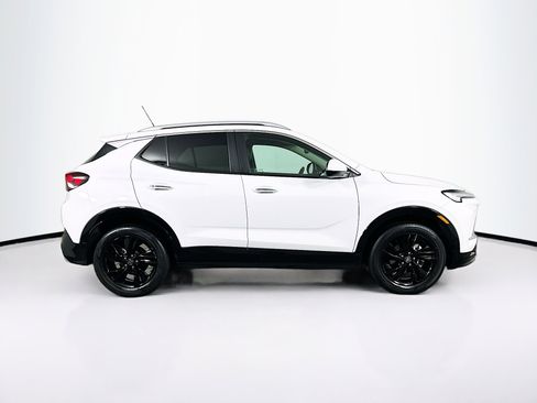 Used 2024 Buick Encore GX Sport Touring w/ Comfort Package image 10