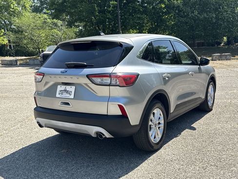 Used 2021 Ford Escape SE FWD image 7