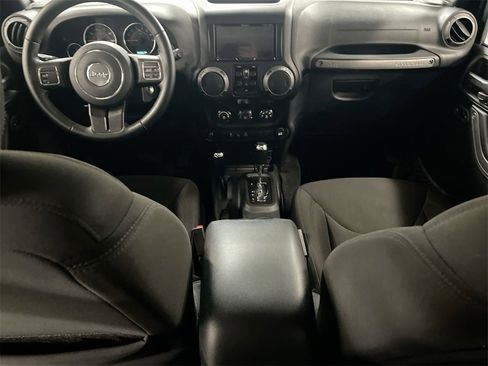 Used 2017 Jeep Wrangler Unlimited Sport w/ Quick Order Package 24S image 10